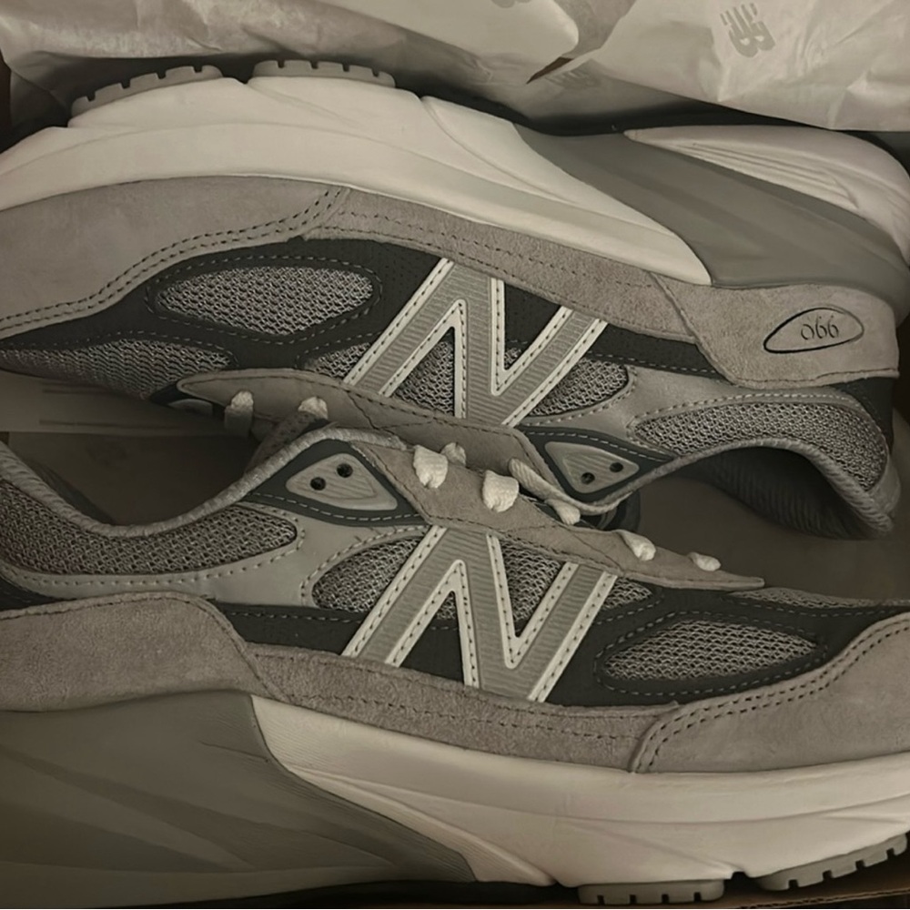New balance 990v6